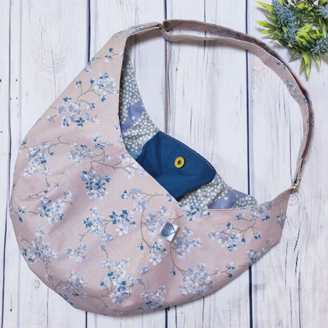 斜めがけするだけで可愛い♡ポンバッグPB111ブルーグレーの花♡ショルダーバッグ体にフィットするボディバッグ斜めがけバッグ