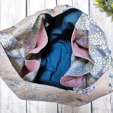 斜めがけするだけで可愛い♡ポンバッグPB111ブルーグレーの花♡ショルダーバッグ体にフィットするボディバッグ斜めがけバッグ