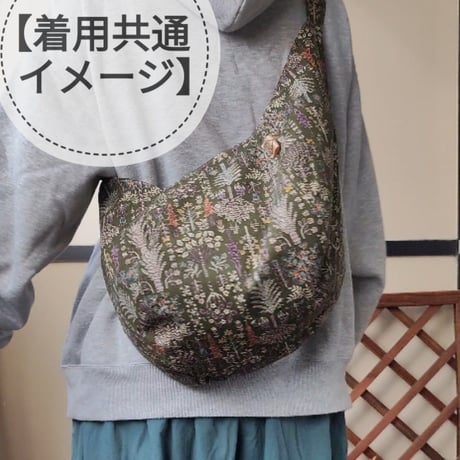 斜めがけするだけで可愛い♡ポンバッグPB128ダークブルーグレー桃花♡ショルダーバッグ体にフィットするボディバッグ斜めがけバッグ
