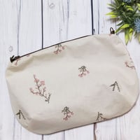 両面主役になれる！ぷっくりショルダーバッグPS54刺繍の花淡いピンクオレンジ☆身軽にお出かけしたいけどついつい荷物が〜な方へ(>ω<)