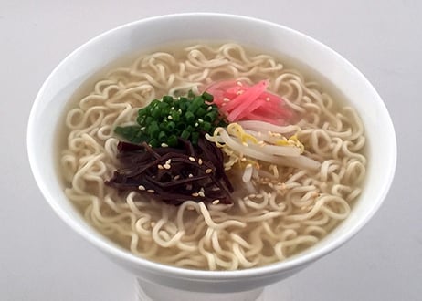 ベジタリアンのとんこつ風らーめん/櫻井食品