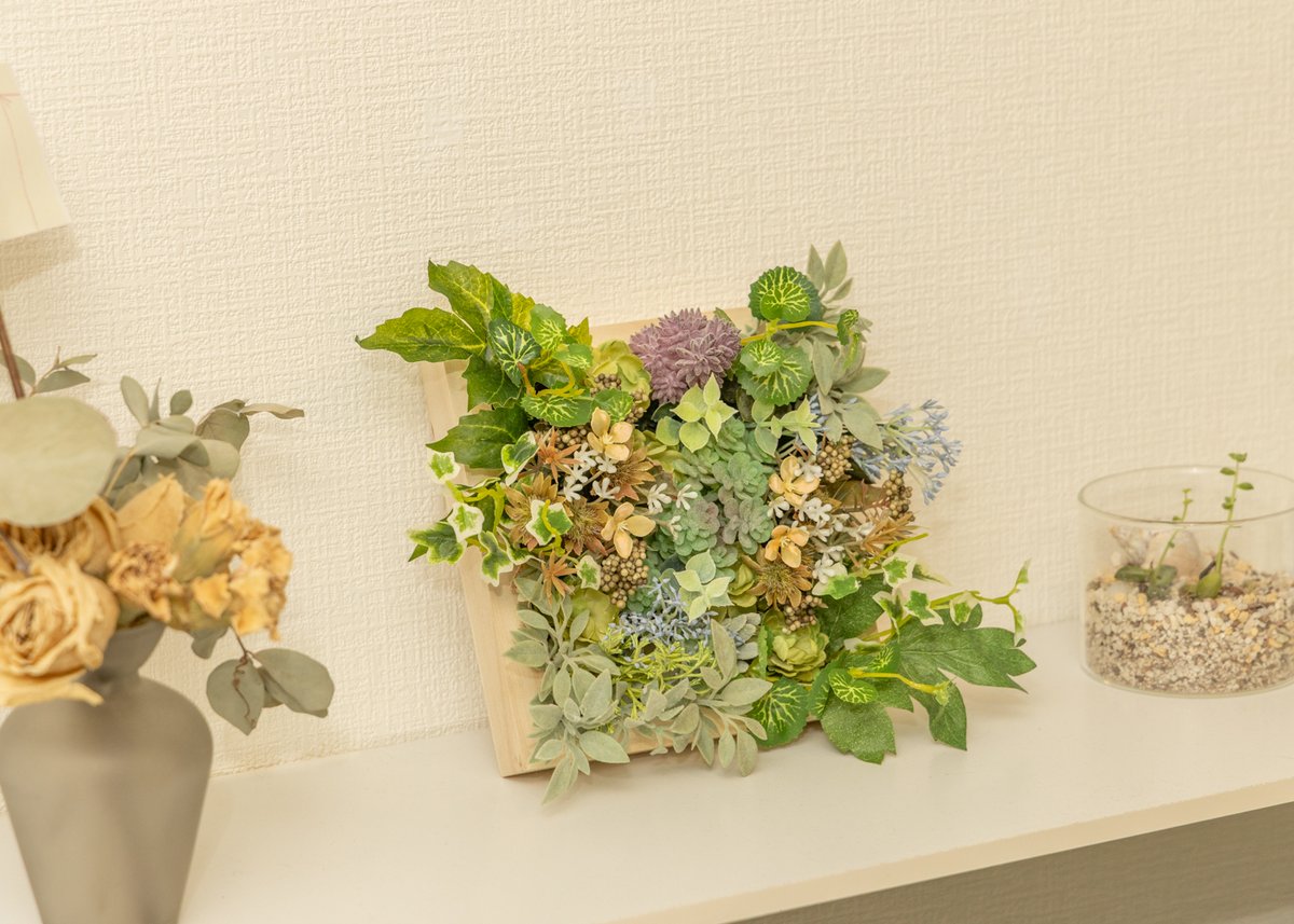 【一点物】ウォールフラワー スクエアA 造花ハンドメイド ウォールグリーン fit=scale-down,w=1200