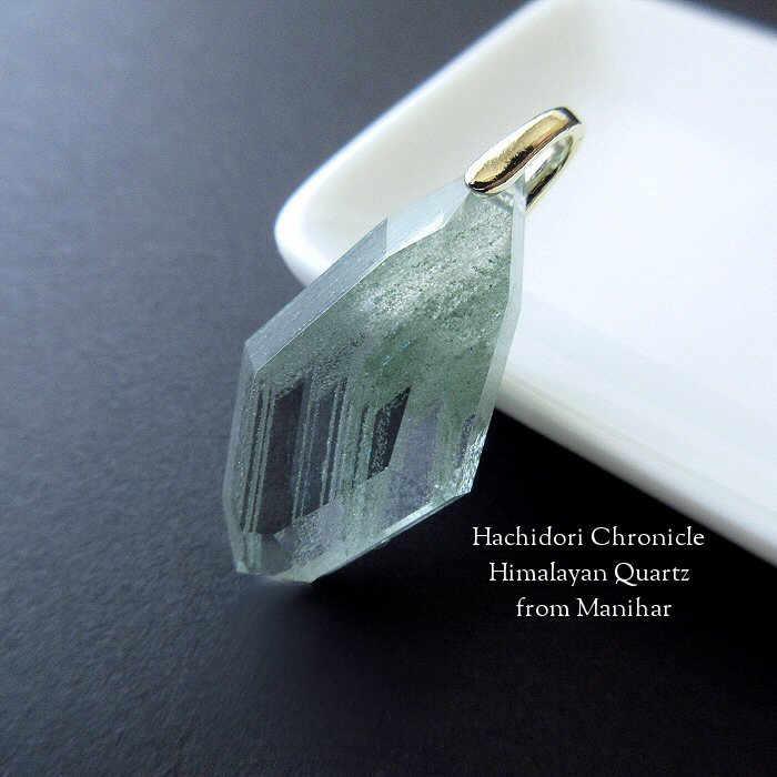 グリーンファントム / マニハール産 ヒマラヤ水晶 8角カット