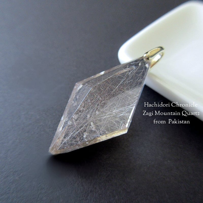 シン・ザギマウンテンクォーツ69/シングルポイント/透明感 シン・ザギマウンテンクォーツ69/シングルポイント/透明感