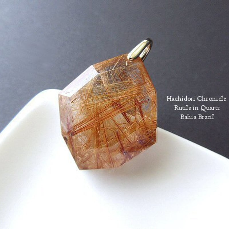 至宝の輝き 黄金の雫ペンダント④（ルチルクォーツ） 4 ルチルクォーツ 太陽ルチル ルチルクォーツ ペンダント 金運