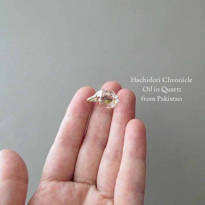 小粒結晶 / オイルインクォーツ 結晶研磨 ペンダントトップ [pt-2927