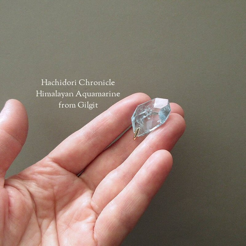ギルギット産 ヒマラヤアクアマリン / 結晶カット ペンダントトップ