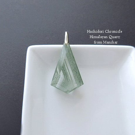 マニハール産 グレーファントム ヒマラヤ水晶 クローライト ファントム ガーデンクォーツ インド