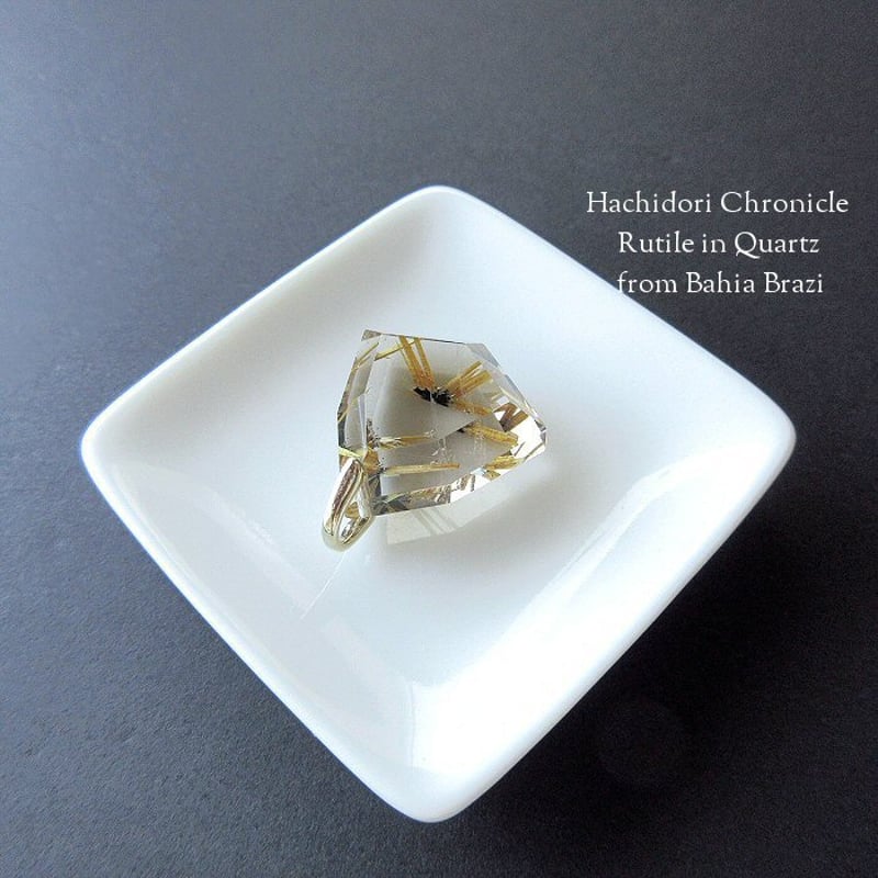 太陽ルチルクォーツ 6角カット ペンダントトップ [pt-2832] | ハチドリ