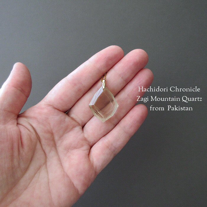ザギマウンテンクォーツ / 8角カット ペンダントトップ [pt-2933
