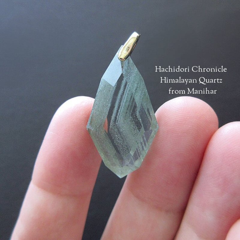 グリーンファントム / マニハール産 ヒマラヤ水晶 8角カット