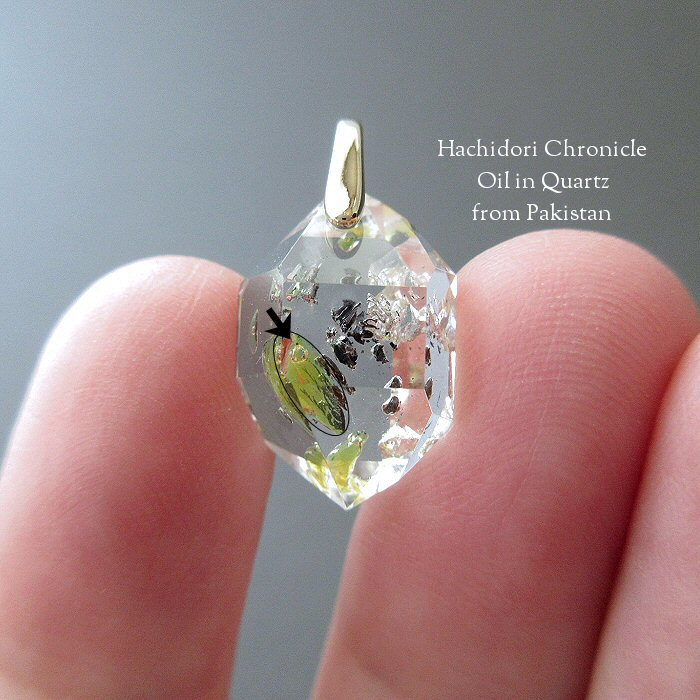 小粒結晶 / オイルインクォーツ 結晶研磨 ペンダントトップ [pt-2927