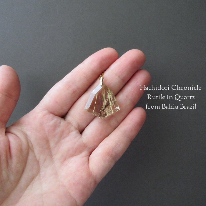 ルチルクォーツ / 6角カット ペンダントトップ [pt-2917] | ハチドリ