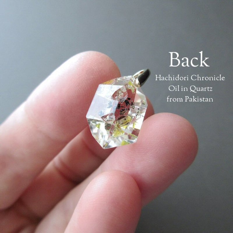 小粒結晶 / オイルインクォーツ 結晶研磨 ペンダントトップ [pt