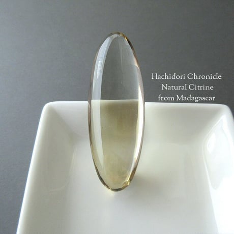 マダガスカル産 天然非加熱 シトリン / 磨き石 [st-122