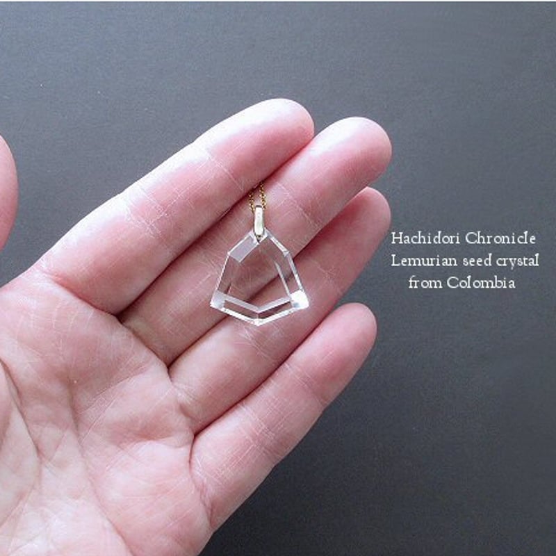 コロンビア産 レムリアンシードクリスタル / 6角カット ペンダント