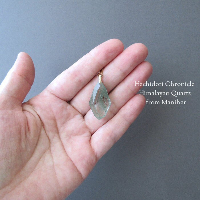 高品質　マニハール産　グリーンファントム付クリスタル　　ヒマラヤ水晶 高品質]インド/マニハール産ヒマラヤ水晶ナチュラルポイント