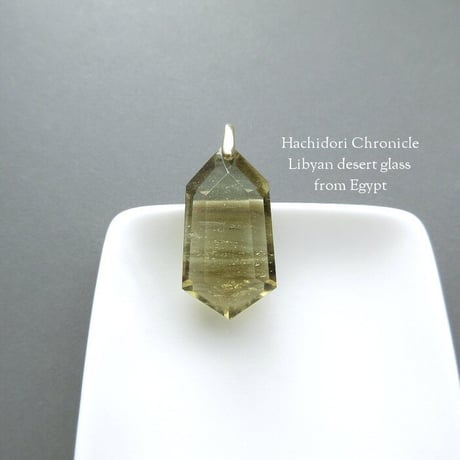 CATEGORY リビアングラス | ハチドリ クロニクル