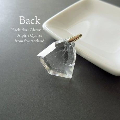 スイス産 アルプス水晶 / 6角カット ペンダントトップ [pt-2982]