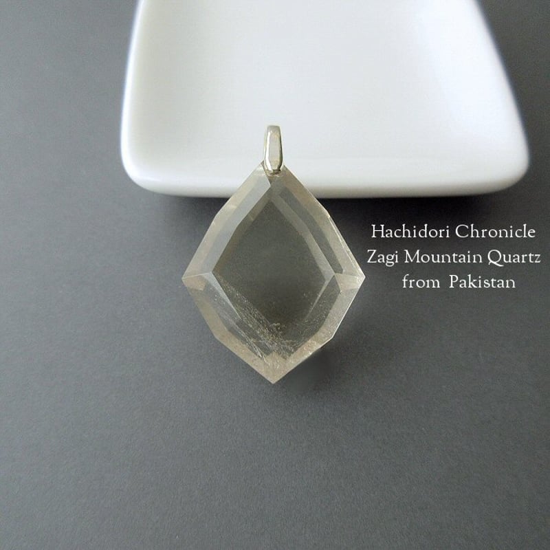 シン・ザギマウンテンクォーツ67/シングルポイント/透明感/虹入り シン・ザギマウンテンクォーツ67/シングルポイント/透明感/虹入り