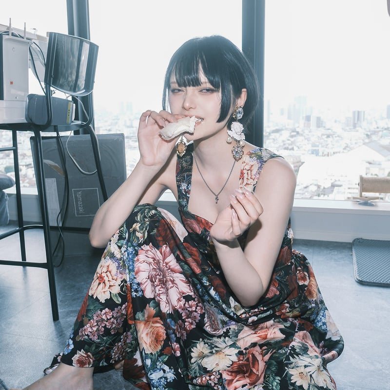 YURELIC00 透明《写真集版》 | YURELIC