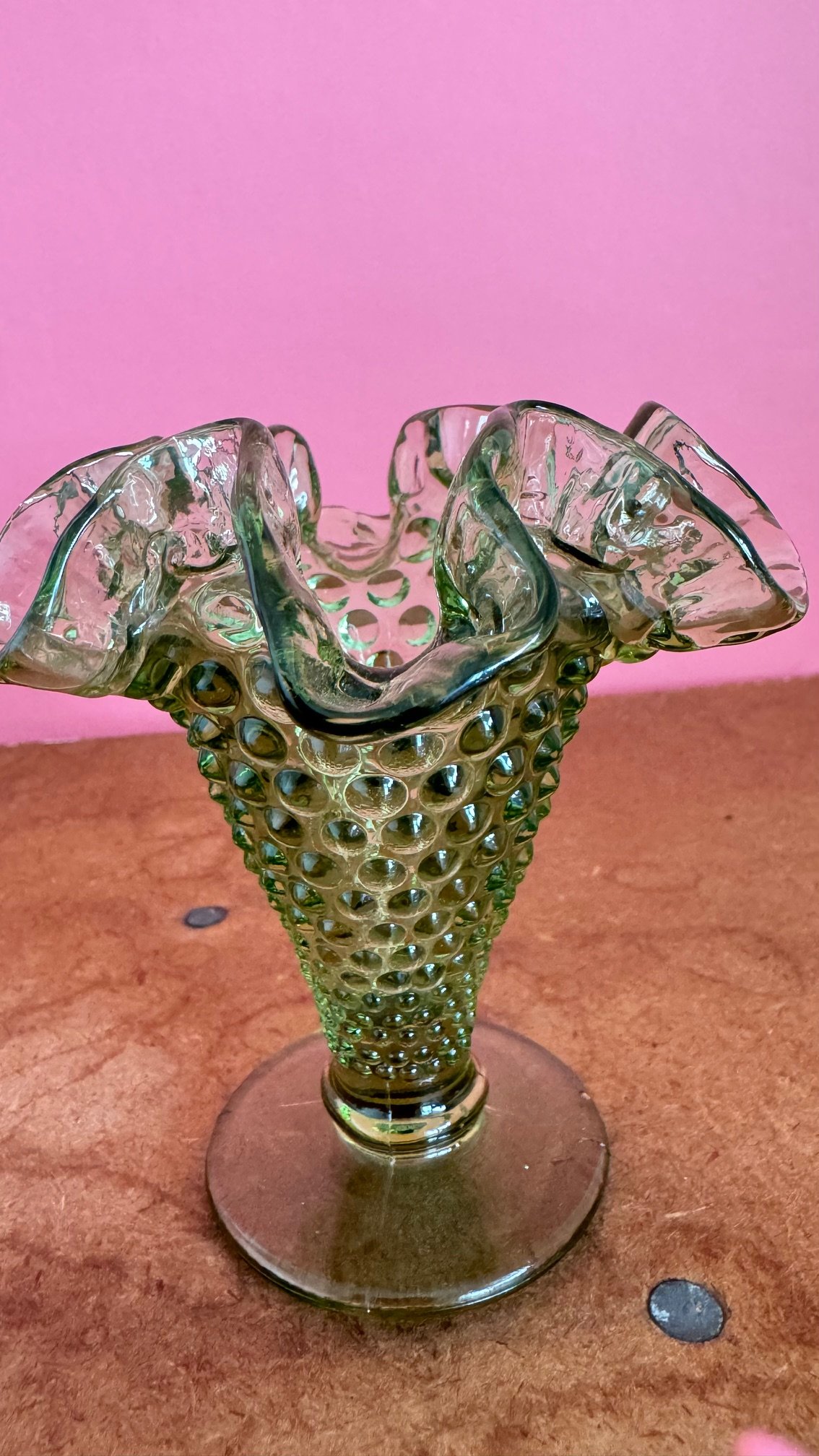 フェントン　ヴィンテージ 　ホブネイル　クランベリーガラス花瓶 vintage】Fenton Colonial Green Hobnail Mini Vas
