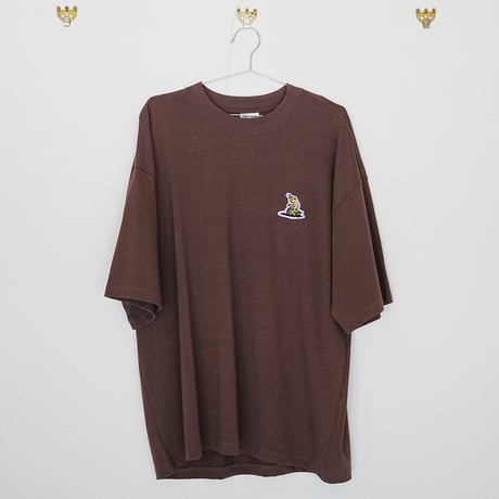 カエル刺繍Tシャツ