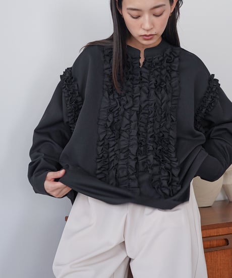 タキシードフリルブラウス