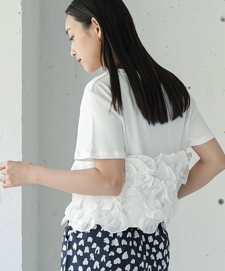 裾ウェーブフリルTシャツ