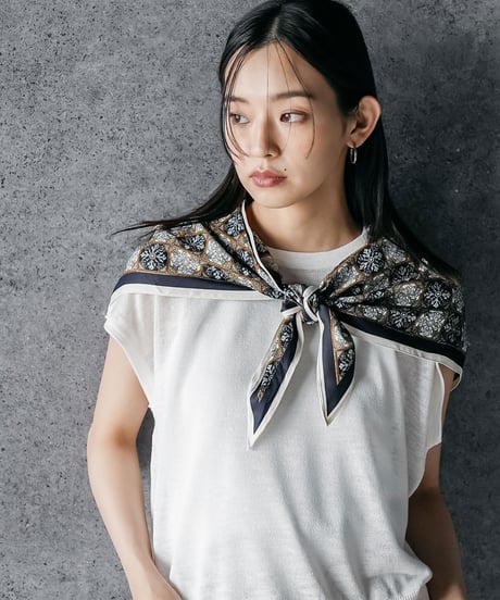 小紋柄トライアングルストール