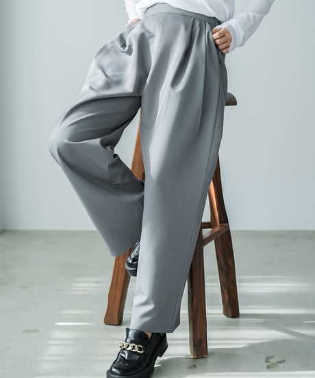 ポリレーヨンクロスツータックストレートパンツ
