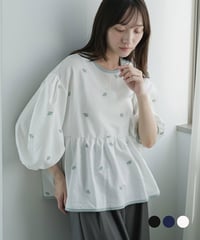 花柄刺繍パイピングブラウス
