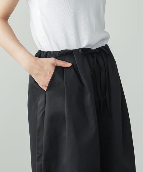 ウェストタックツイルショートパンツ