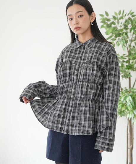 シャーリングチェックシャツ