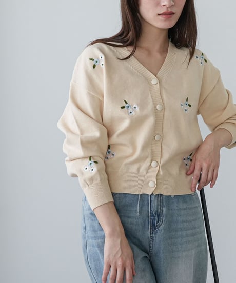 花柄刺繍カーディガン