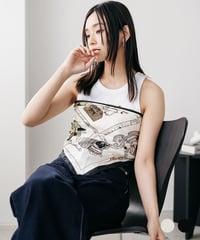 レトロ柄トライアングルストール