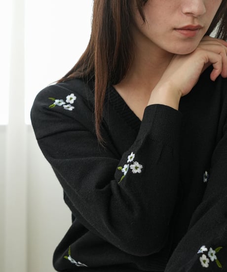 花柄刺繍カーディガン