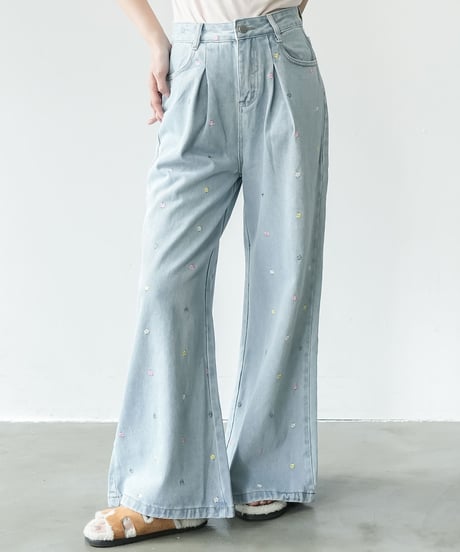 花刺繍デニムパンツ