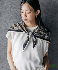 小紋柄トライアングルストール