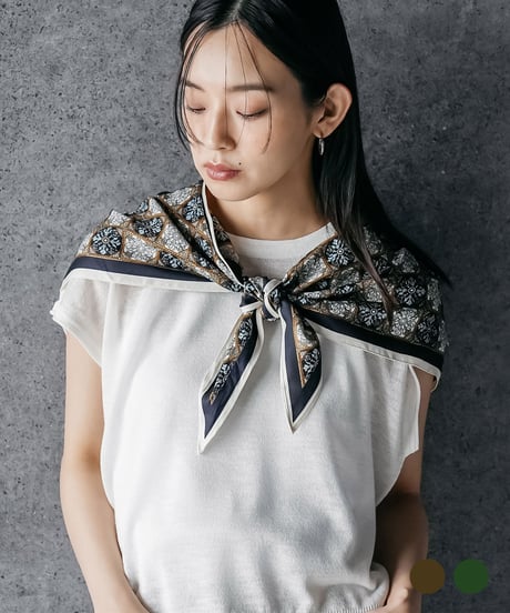 小紋柄トライアングルストール