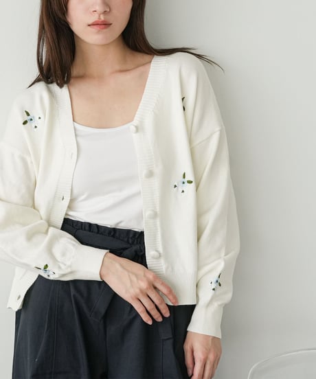 花柄刺繍カーディガン
