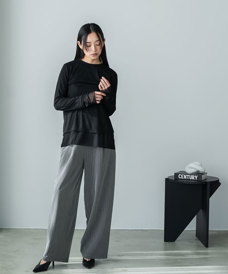 異素材切替レイヤード風トップス