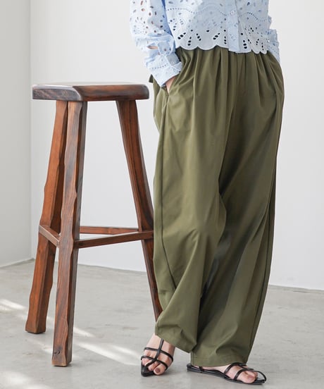 タックコクーンチノパンツ