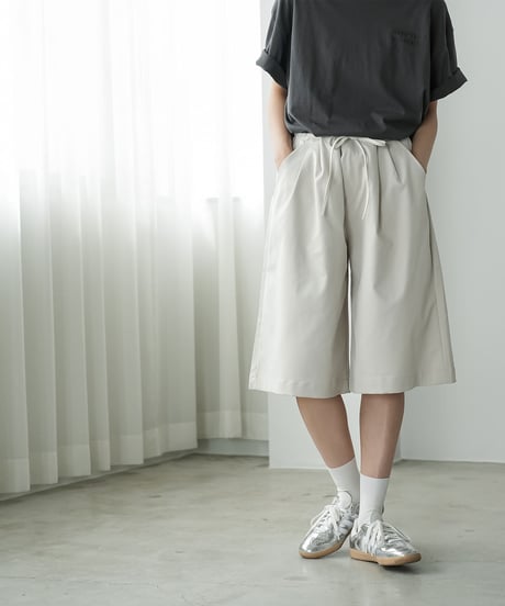 ウェストタックツイルショートパンツ