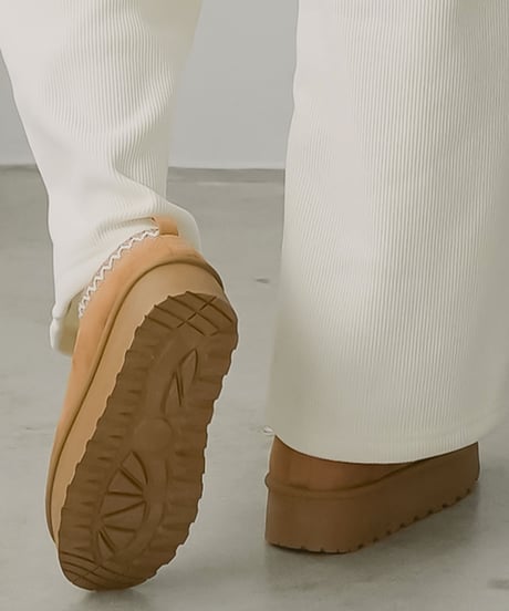 チロリアン厚底ムートン風スリッポン