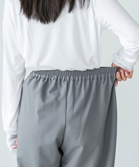 ポリレーヨンクロスツータックストレートパンツ