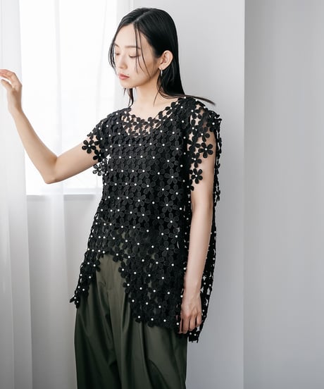 パール付き花柄レースベスト