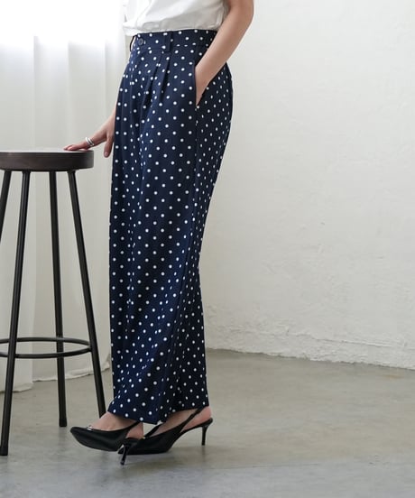ウェストタックドットワイドパンツ