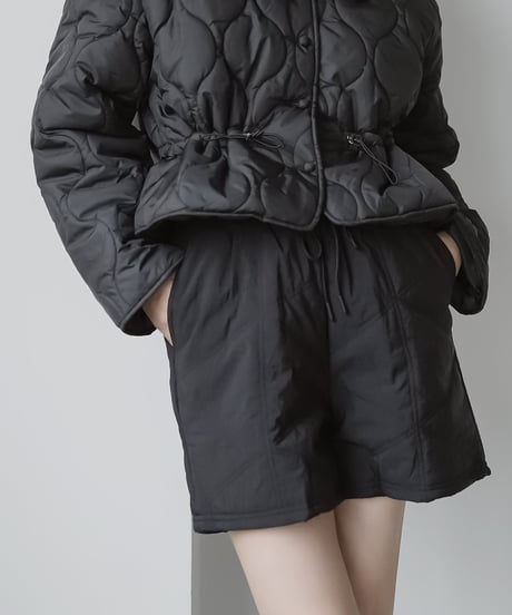 ナイロンワッシャー中綿キルトショートパンツ