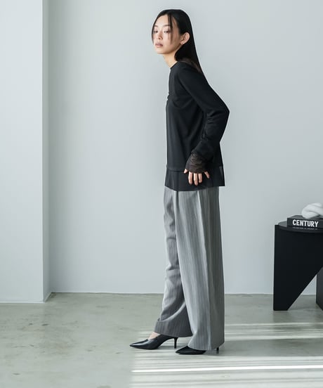 異素材切替レイヤード風トップス